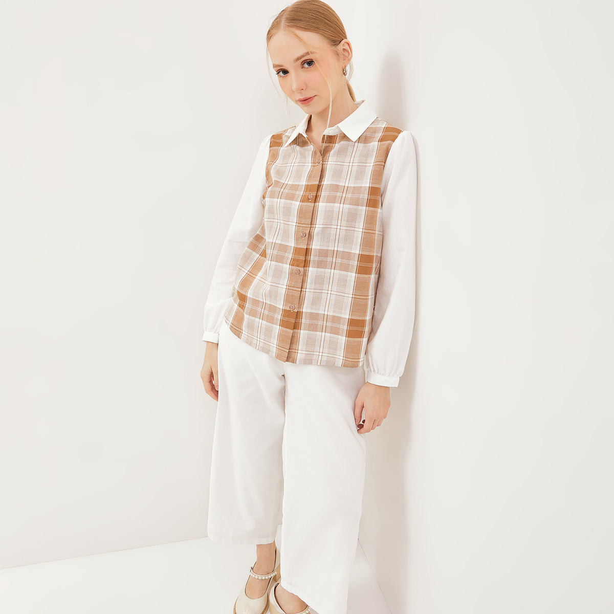 GRAPHIS Plaid With White Sleeves Shirt – www.simplicity.co.id